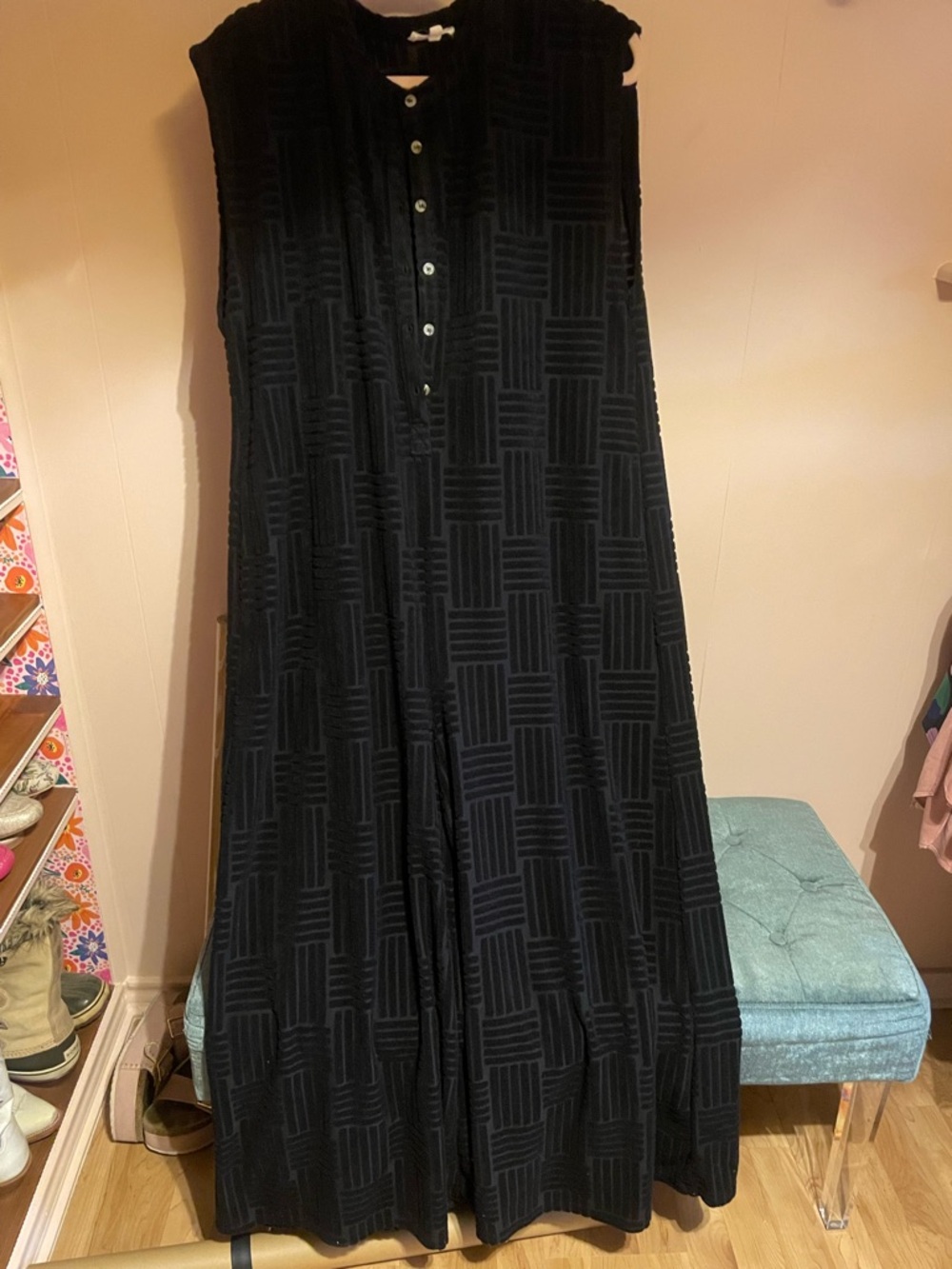 Black Sleeveless Textured Romper